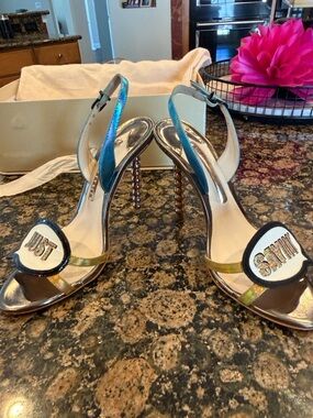 Sophia Webster cream and gold heels box with ribbon